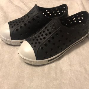Size 9-10 water shoes